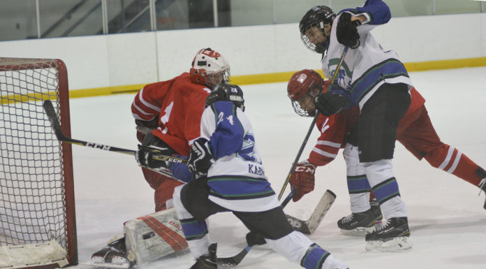Bantam Broncos blank Hounds