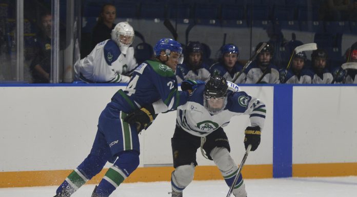 Team Blue wins Broncos intra-squad game