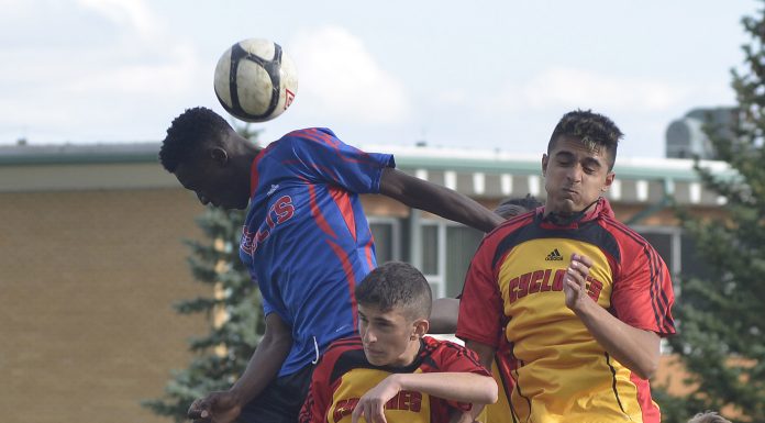 Colts win third straight