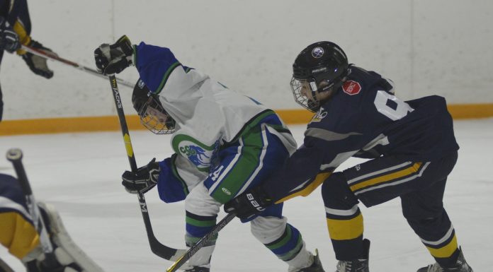 Peewee Broncos win three at home tournament