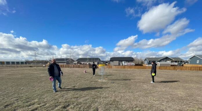 Disc golf course ready to go in Gull Lake