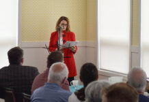 Author brings message of hope at CMHA Mayor’s Luncheon in Swift Current