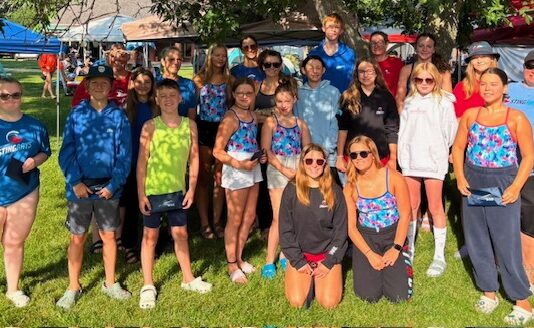 Stingrays advance to Provincials